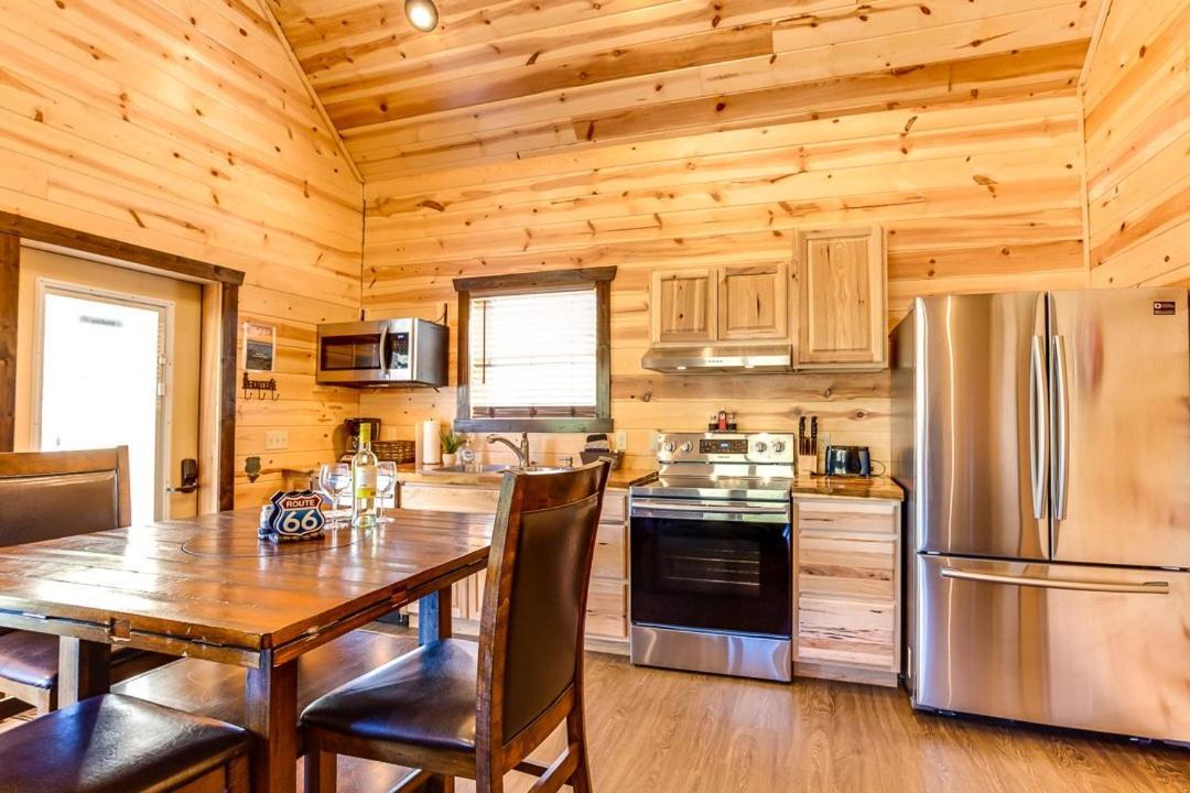 Route 66 Cabin Pigeon Forge Oda fotoğraf